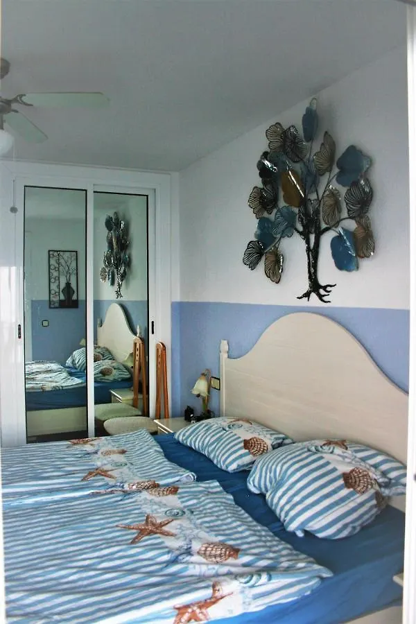 Mar Blau Apartment Roses
